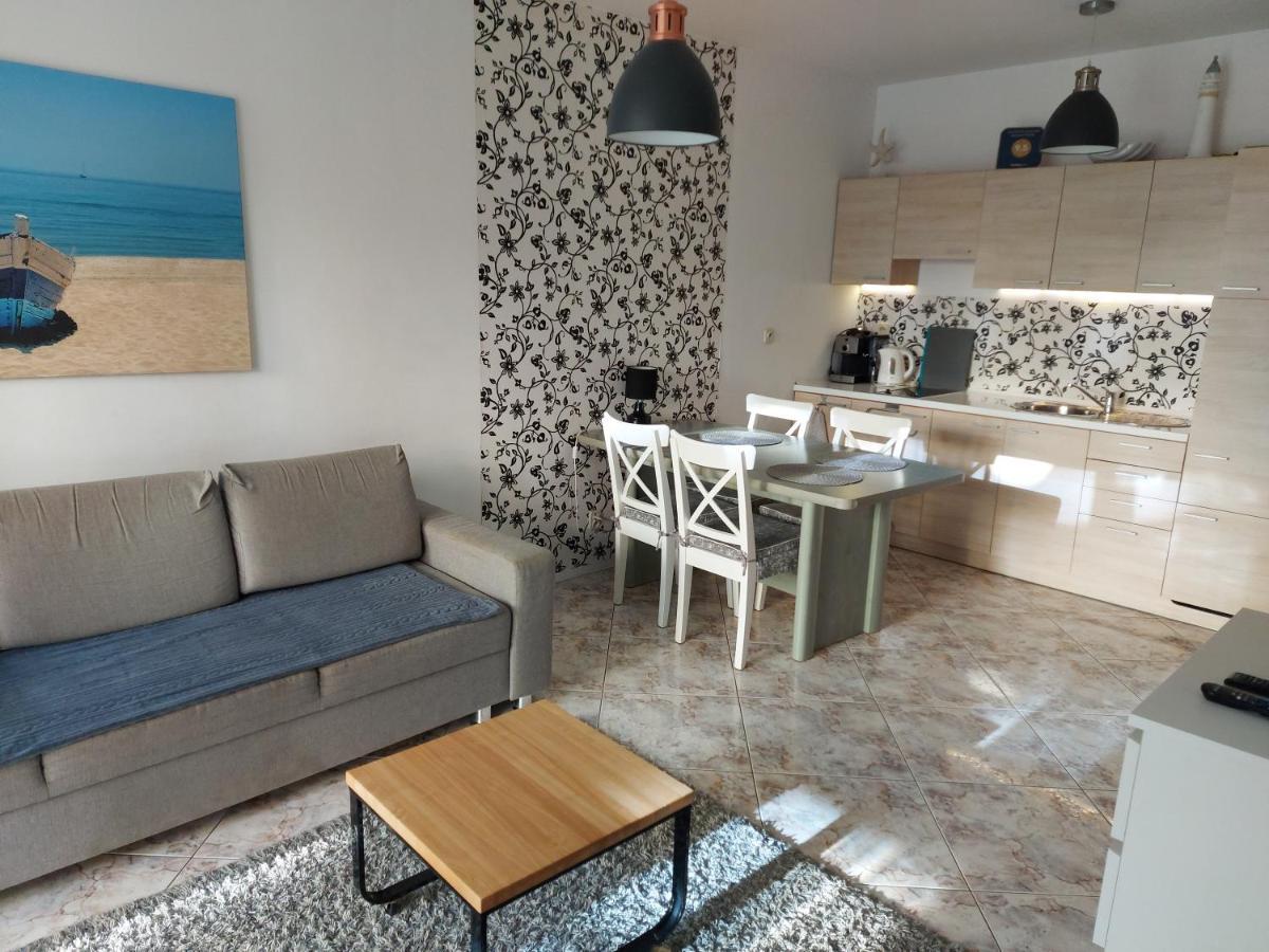Apartament Portowy Z Garazem, Ul Towarowa Kolberg Exterior foto