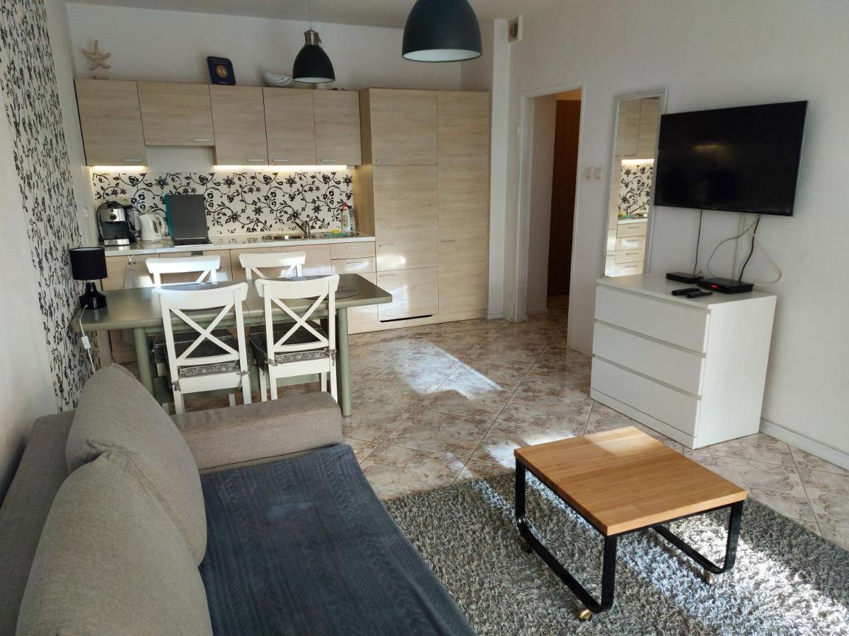 Apartament Portowy Z Garazem, Ul Towarowa Kolberg Exterior foto