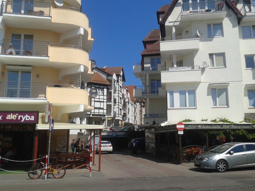 Apartament Portowy Z Garazem, Ul Towarowa Kolberg Exterior foto
